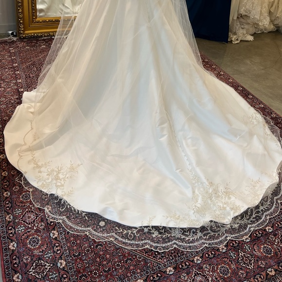 New with tags wedding dress! - Picture 5 of 16